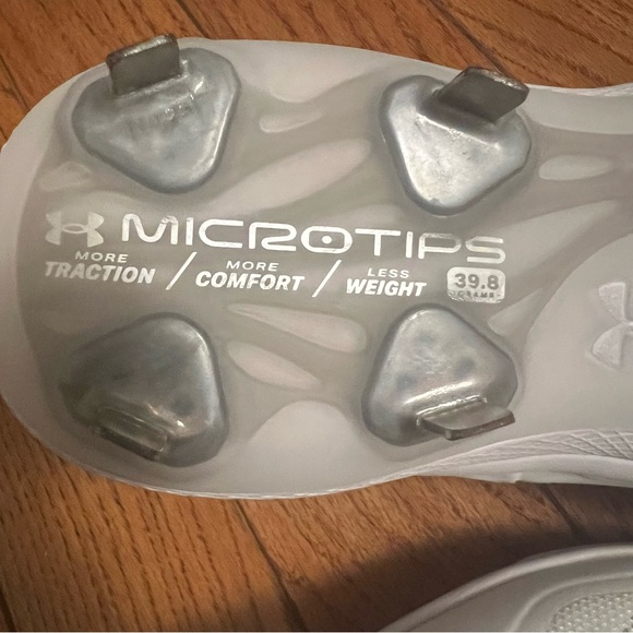 Under Armour Softball Cleats  Clyde MT size 8.5 Women’s - Picture 6 of 6